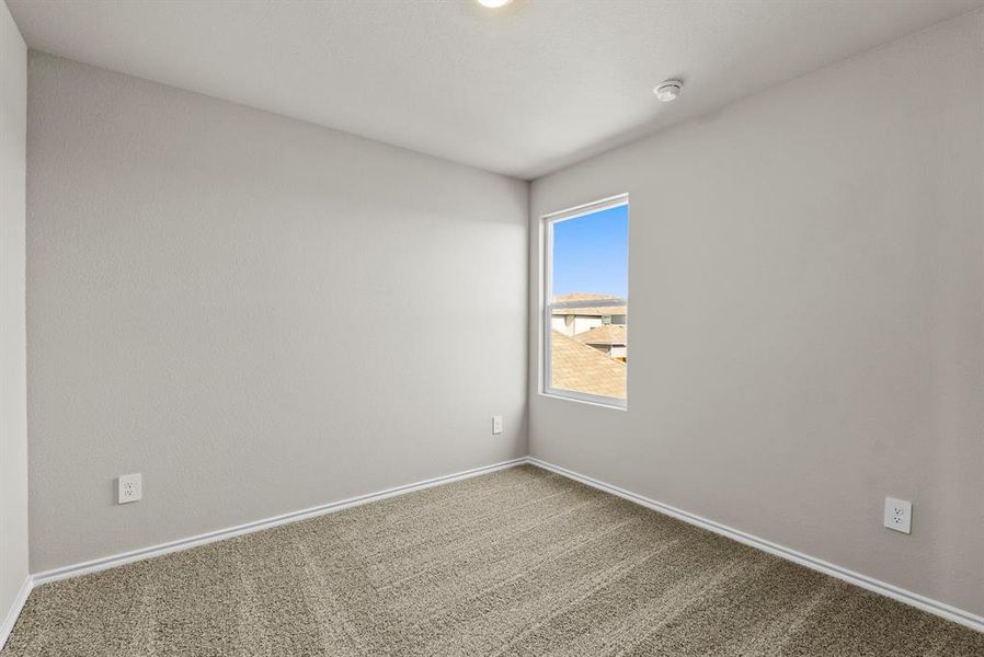Spacious, unfurnished interior of a new home in Orchard Village, Fort Worth (Image 27).