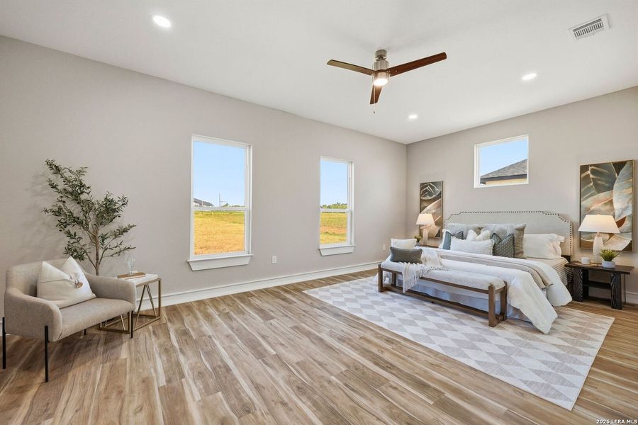 Furnished interior view inside a new home in , Atascosa (Image 5).