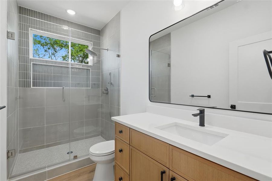 Furnished interior view inside a new home in , Dallas (Image 12).