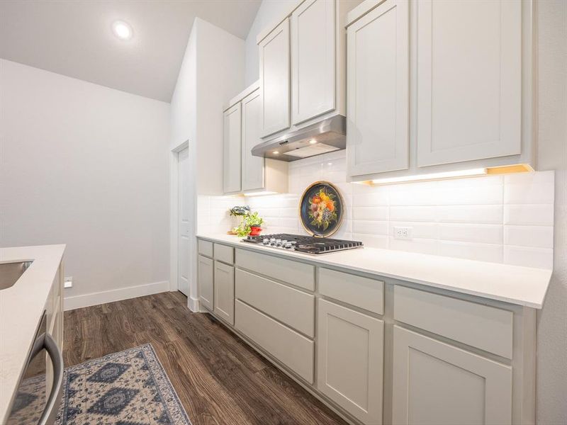 Furnished interior view inside a new home in , Waxahachie (Image 12). Furnished interior view inside a new home in , Waxahachie (Image 12).