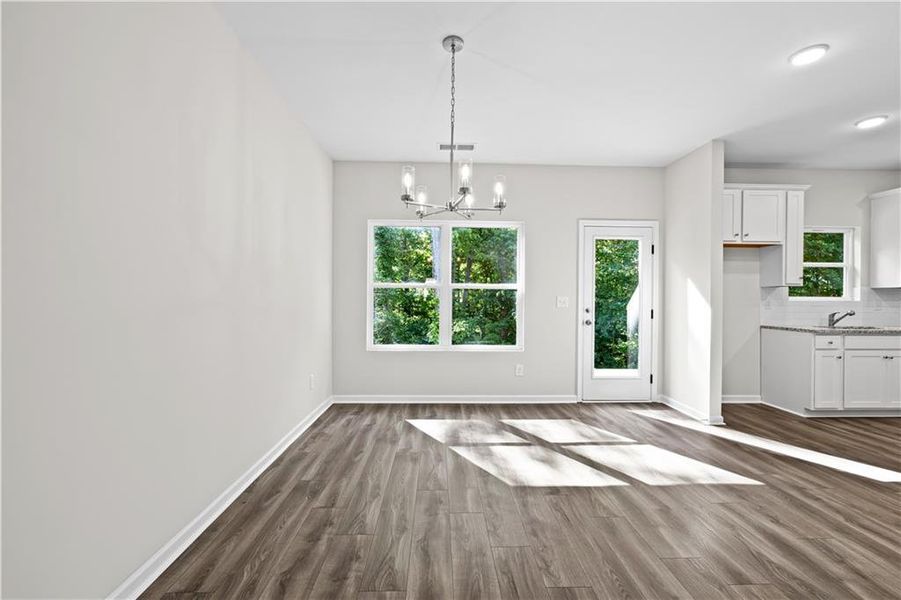 Spacious, unfurnished interior of a new home in , Villa Rica (Image 13).