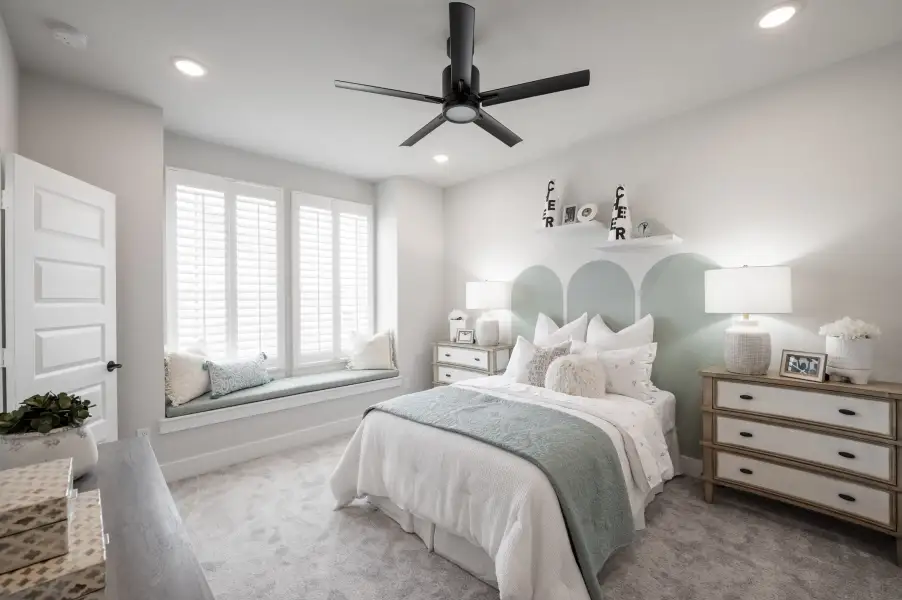 Furnished interior view inside a new home in Sienna 60’, Missouri City (Image 16). Furnished interior view inside a new home in Sienna 60’, Missouri City (Image 16).