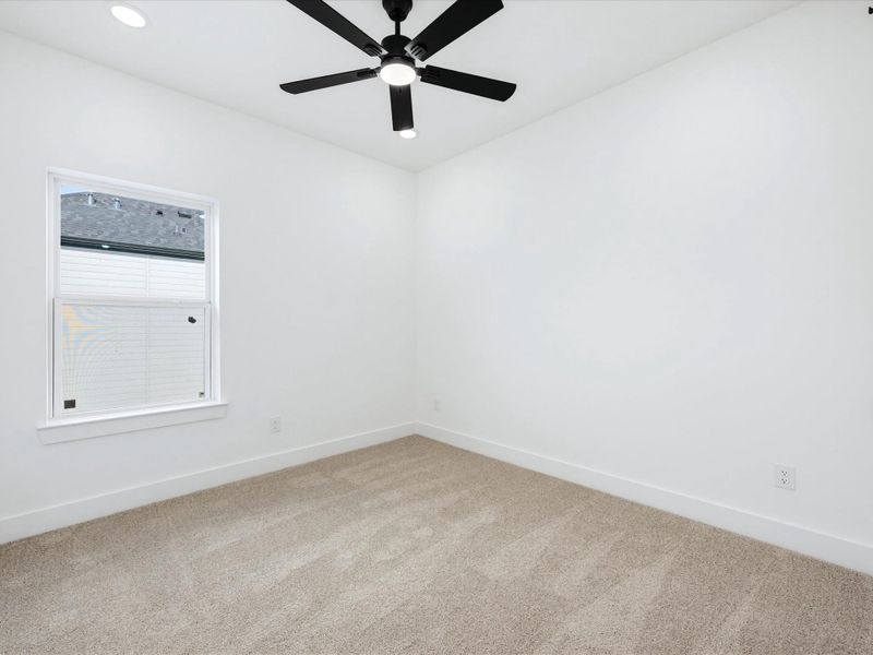 Spacious, unfurnished interior of a new home in , Houston (Image 37).