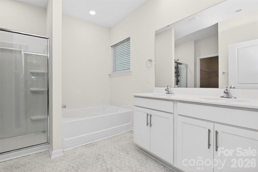 Furnished interior view inside a new home in Fergus Crossing, York (Image 9).