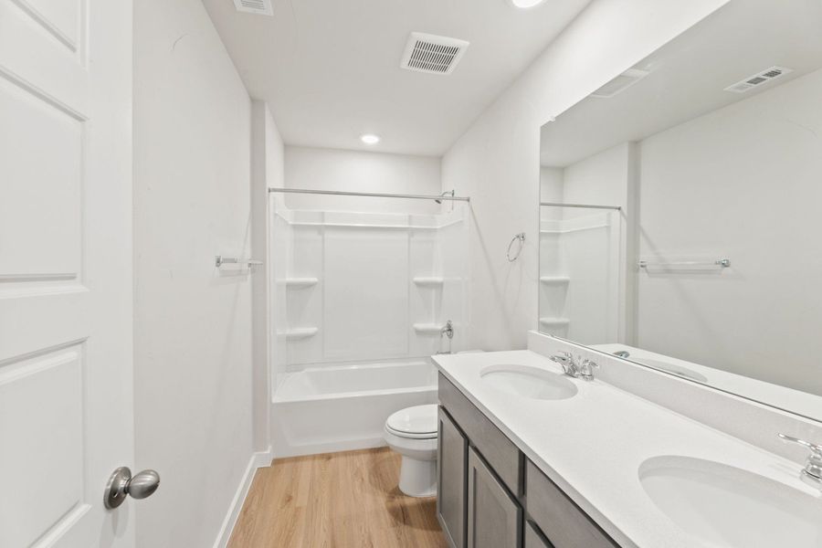 Representative furnished interior of a home built from the Hondo by Hakes Brothers in Highland Ridge, New Braunfels (Image 10). Representative furnished interior of a home built from the Hondo by Hakes Brothers in Highland Ridge, New Braunfels (Image 10).