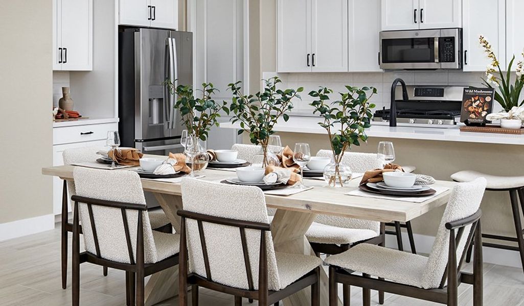 Lynwood-L952-SeasonsAtArborbrook Great room