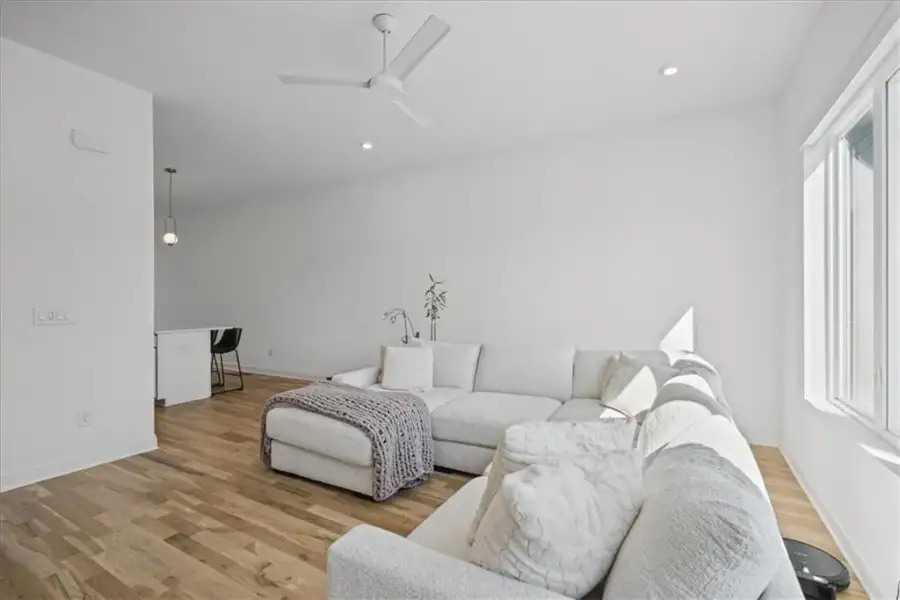 Furnished interior view inside a new home in Madison Park, Atlanta (Image 15).