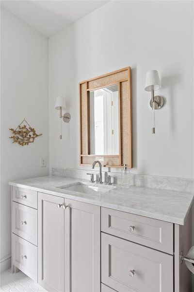 Furnished interior view inside a new home in , Dallas (Image 34).