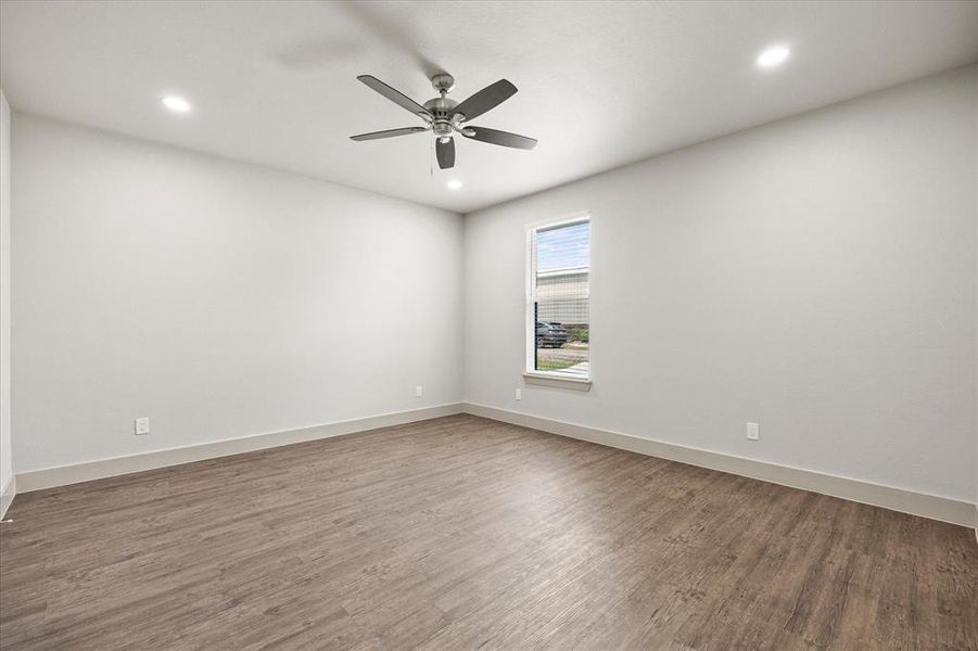 Spacious, unfurnished interior of a new home in , Wolfe City (Image 15).