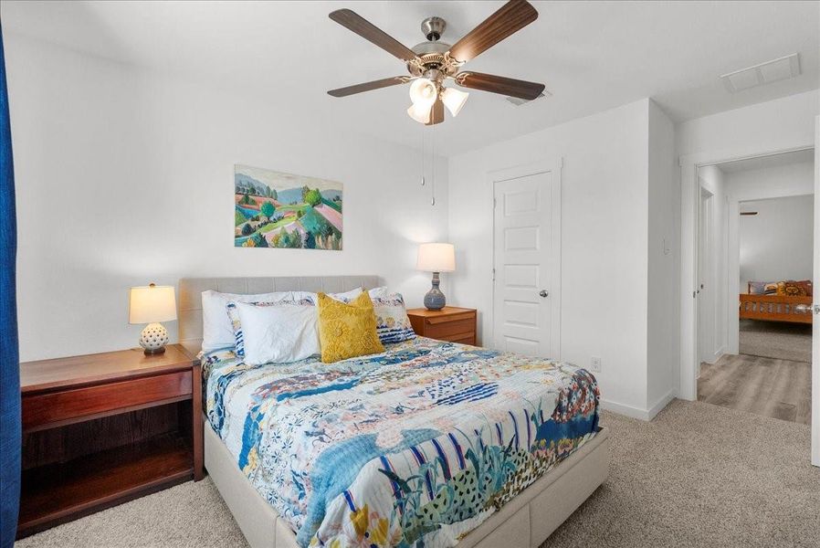 Furnished interior view inside a new home in Central Park, Texas City (Image 11).
