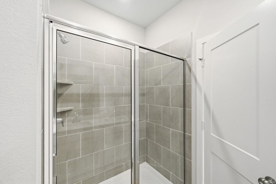Close-up of interior finishes inside a home in Crockett Meadows, Conroe (Image 11).