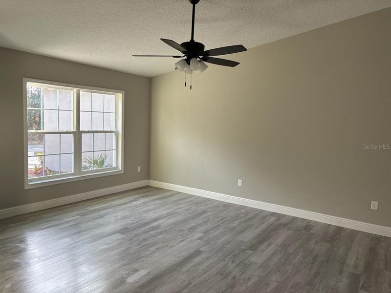 Spacious, unfurnished interior of a new home in , Citrus Springs (Image 14).