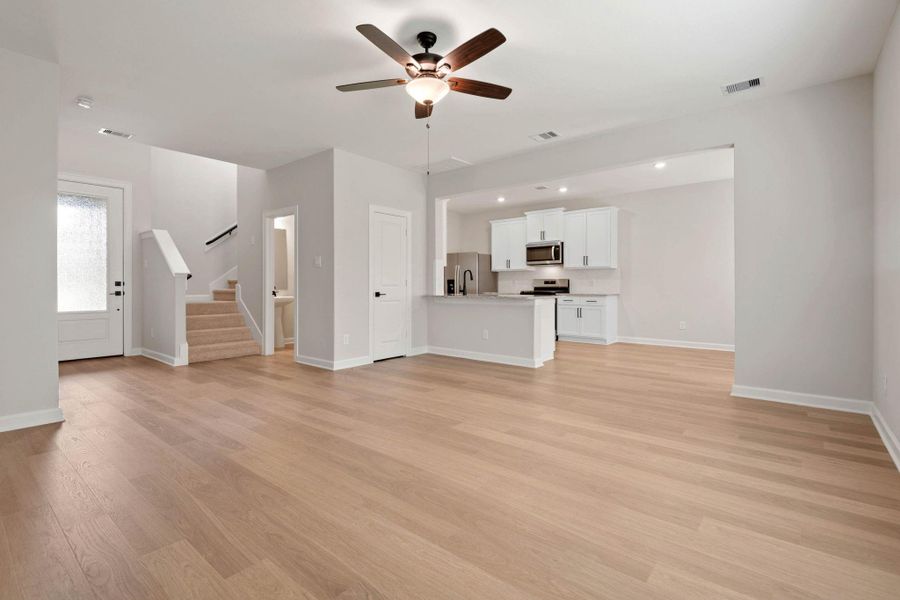 Spacious, unfurnished interior of a new home in Magnolia Woods, Magnolia (Image 8). Spacious, unfurnished interior of a new home in Magnolia Woods, Magnolia (Image 8).