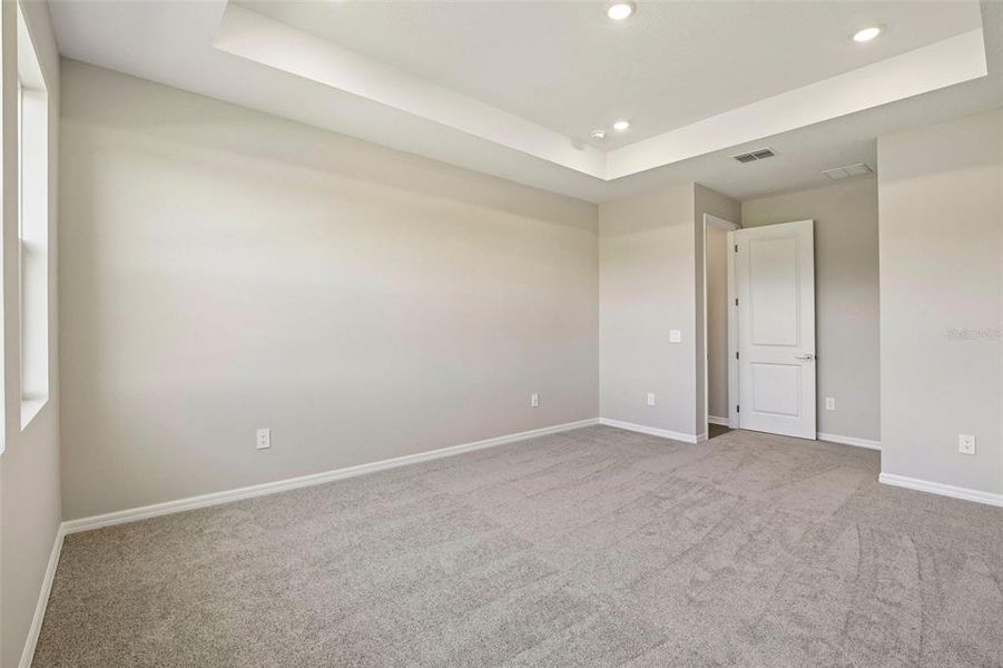 Spacious, unfurnished interior of a new home in Oakfield Trails, Parrish (Image 37). Spacious, unfurnished interior of a new home in Oakfield Trails, Parrish (Image 37).