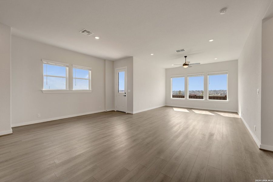 Spacious, unfurnished interior of a new home in , New Braunfels (Image 17). Spacious, unfurnished interior of a new home in , New Braunfels (Image 17).