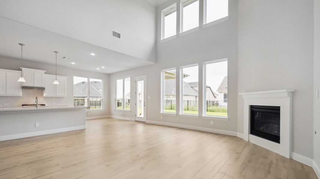 Representative furnished interior of a home built from the Brown by DRB Homes in Creekhaven, Iowa Colony (Image 12). Representative furnished interior of a home built from the Brown by DRB Homes in Creekhaven, Iowa Colony (Image 12).