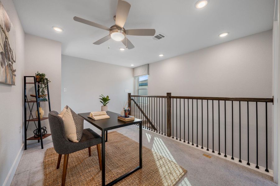 Furnished interior view inside a new home in Sarah's Creek, Pflugerville (Image 27). Furnished interior view inside a new home in Sarah's Creek, Pflugerville (Image 27).