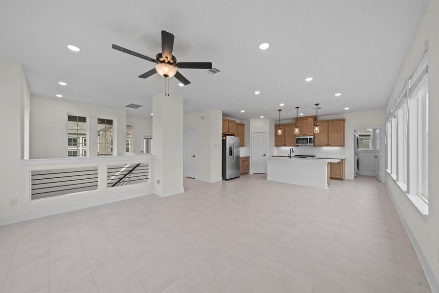 Spacious, unfurnished interior of a new home in , Katy (Image 20).