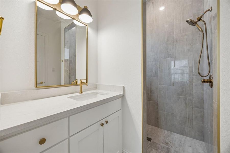 Furnished interior view inside a new home in , Northlake (Image 29).