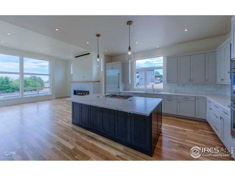 Living Room And Kitchen. 10' Ceilings On Main Floor. 12' Ceiling In The Living Room. 20' Ceiling In The Dining Room.