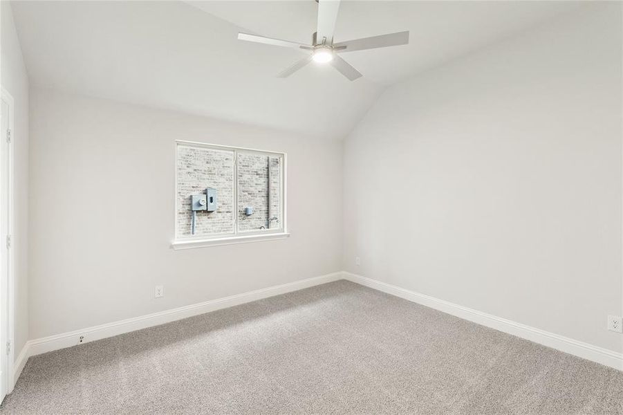 Spacious, unfurnished interior of a new home in Stone River Glen 60s, Royse City (Image 21).