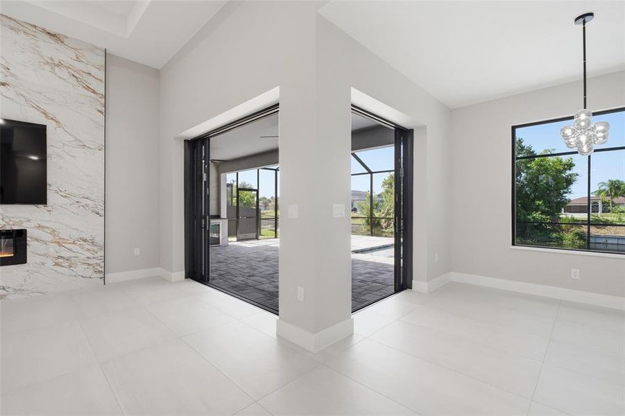 Spacious, unfurnished interior of a new home in , Cape Coral (Image 45).