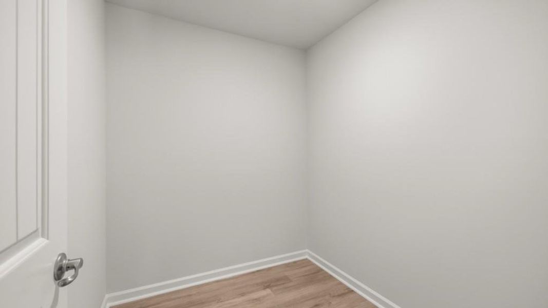 Spacious, unfurnished interior of a new home in South Wind, Union City (Image 24).