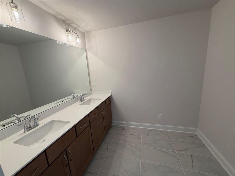 Image 15 of a home in .