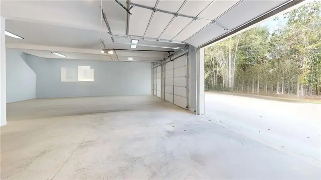 Spacious, unfurnished interior of a new home in , Rome (Image 53).