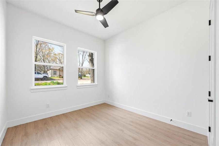 Spacious, unfurnished interior of a new home in , Dallas (Image 16).