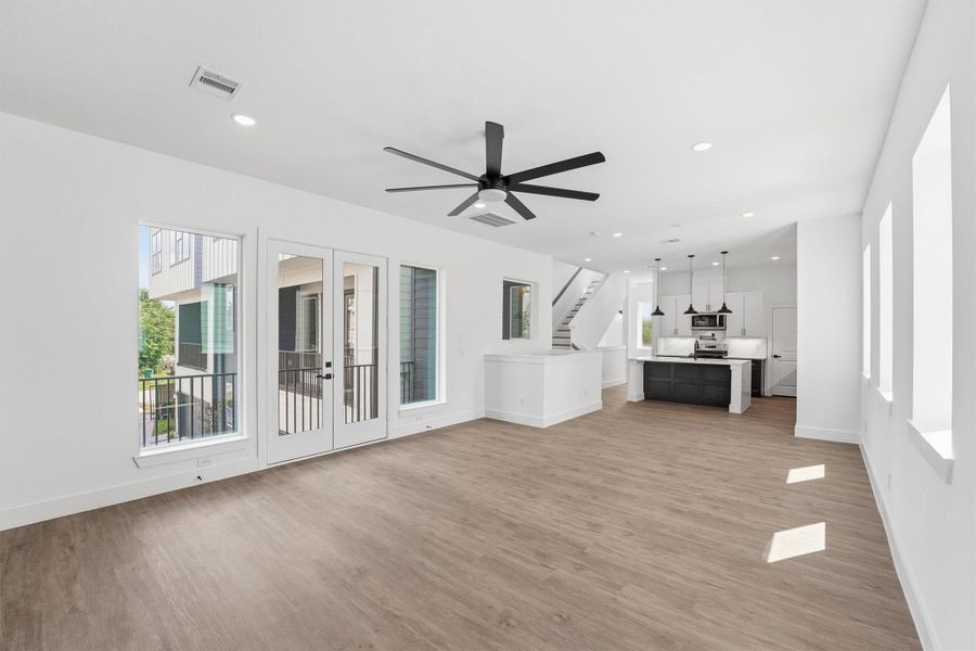 Spacious, unfurnished interior of a new home in , Houston (Image 20).