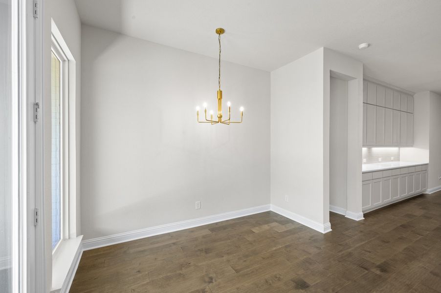 Spacious, unfurnished interior of a new home in Bridgewater, Midlothian (Image 25).