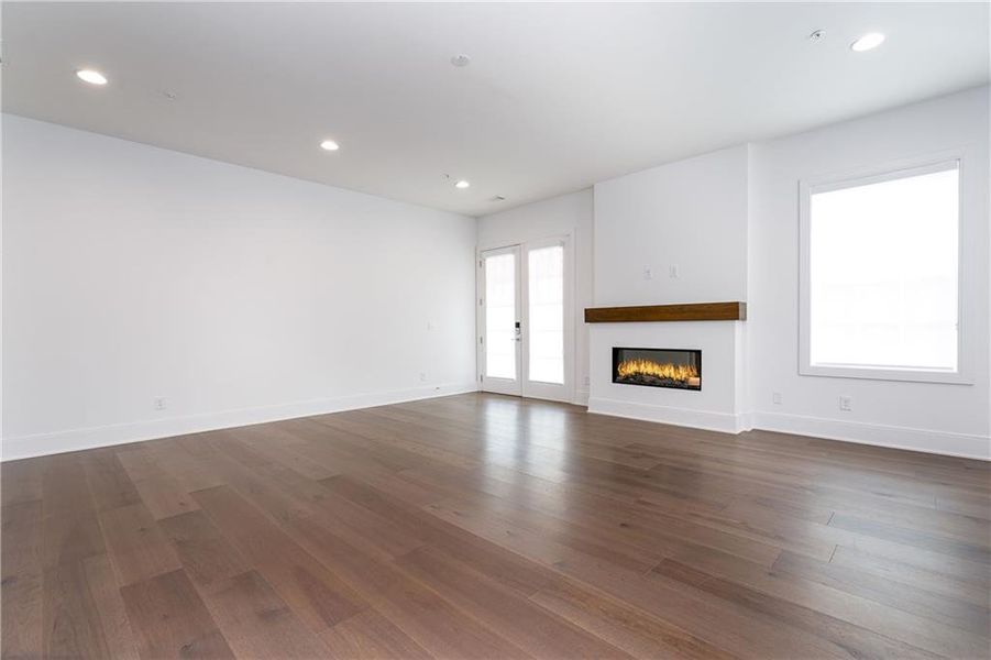 Spacious, unfurnished interior of a new home in 1200 Ponce, Atlanta (Image 22).