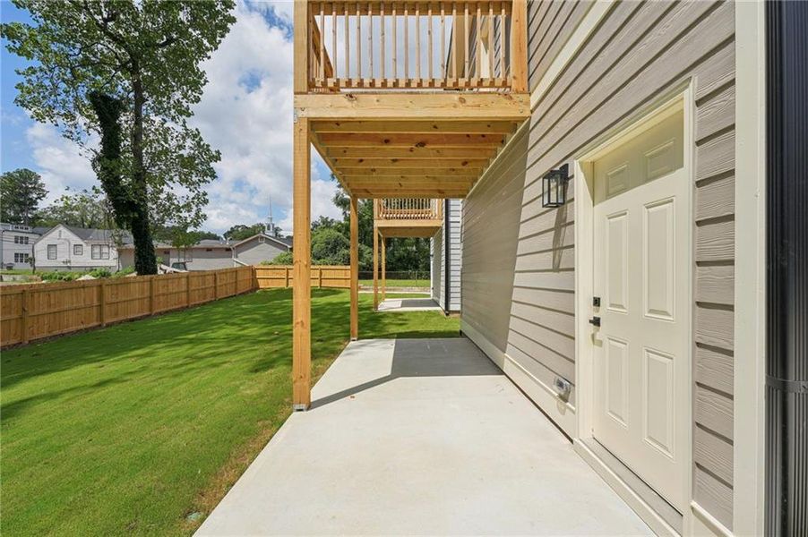Exterior details and patio area of a home in , Hapeville (Image 28).
