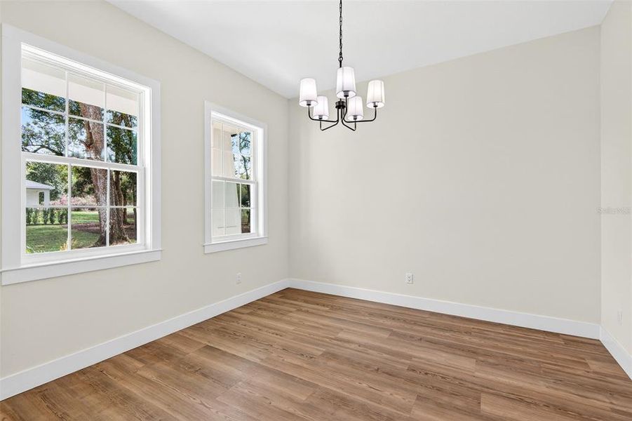 Spacious, unfurnished interior of a new home in , Dade City (Image 37).