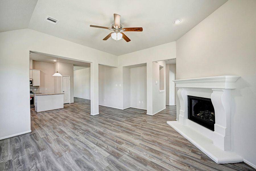 Image 3 of a home in Trails at Woodhaven Lakes 60's.