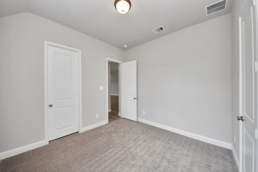 Spacious, unfurnished interior of a new home in ARTAVIA: Hilltop Collection, Conroe (Image 37). Spacious, unfurnished interior of a new home in ARTAVIA: Hilltop Collection, Conroe (Image 37).