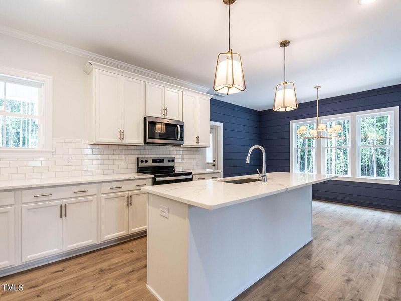 016-1280x960-kitchen