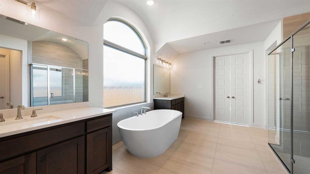 Furnished interior view inside a new home in North Sky, Celina (Image 11).