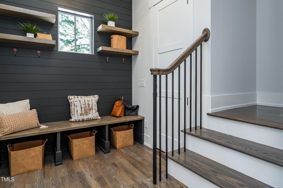 017_ Drop Zone Coat Rack-2