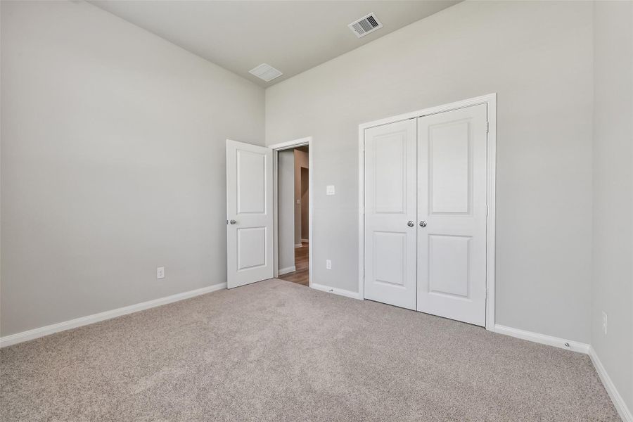 Spacious, unfurnished interior of a new home in King Oaks Village, Baytown (Image 27). Spacious, unfurnished interior of a new home in King Oaks Village, Baytown (Image 27).