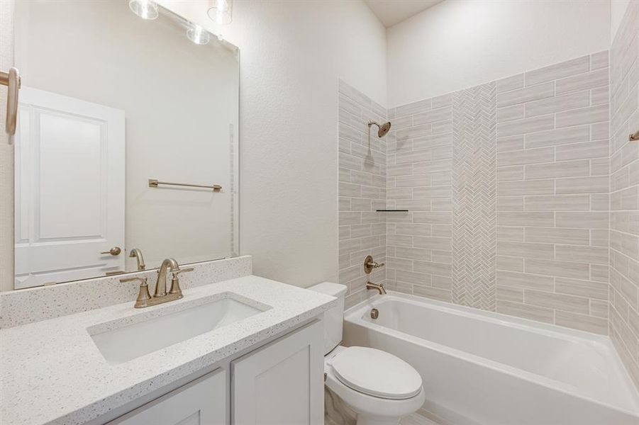 Furnished interior view inside a new home in The Enclave at Parks of Aledo, Aledo (Image 11).