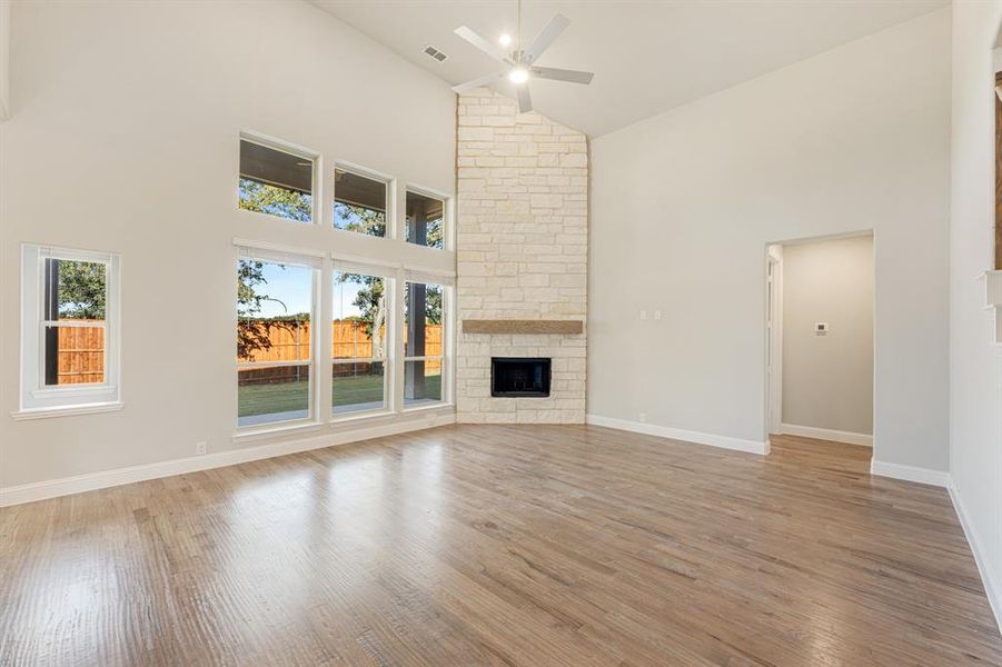 Spacious, unfurnished interior of a new home in Hayes Crossing, Midlothian (Image 34).