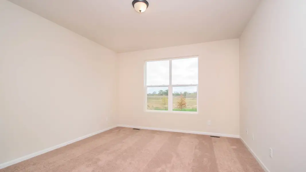 Representative unfurnished interior of a home built from the The Abington by Norfolk Homes in Offsite Builds Southern Michigan, Ann Arbor (Image 57).