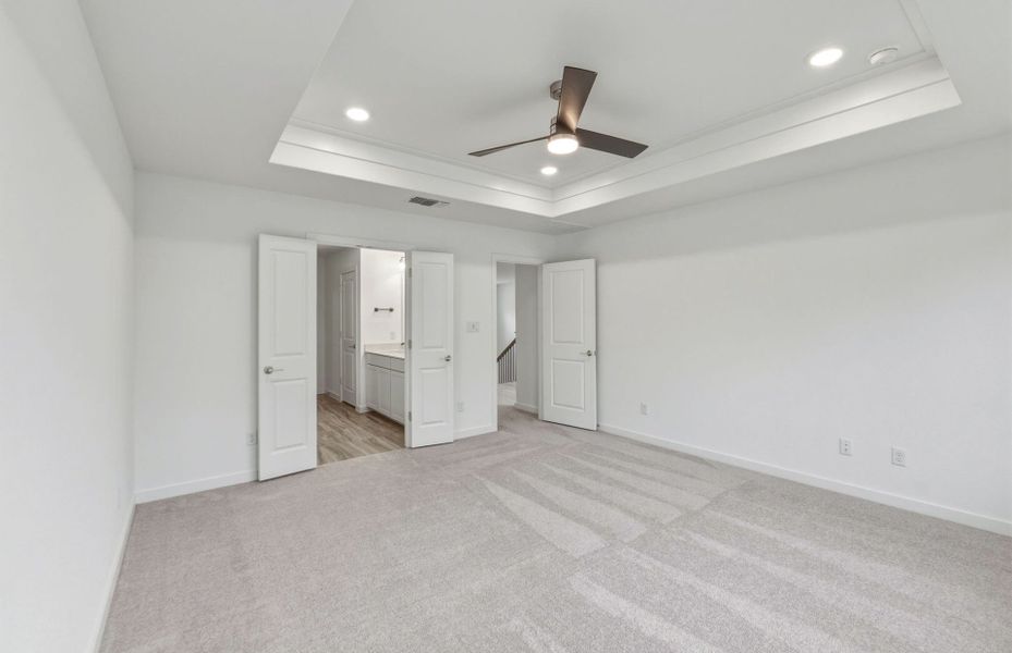 Spacious, unfurnished interior of a new home in Wolf Ranch, Georgetown (Image 49). Spacious, unfurnished interior of a new home in Wolf Ranch, Georgetown (Image 49).