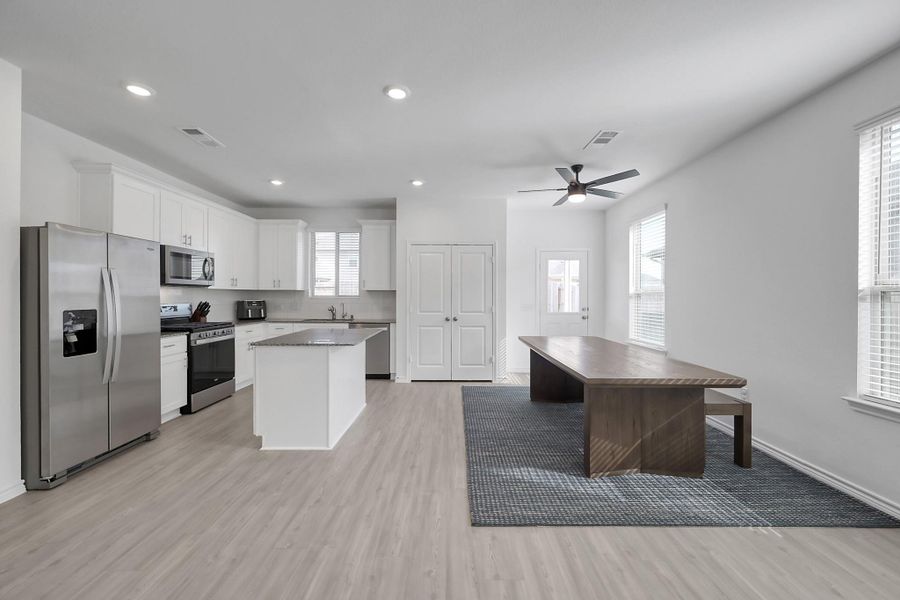 Furnished interior view inside a new home in Mavera, Conroe (Image 18).