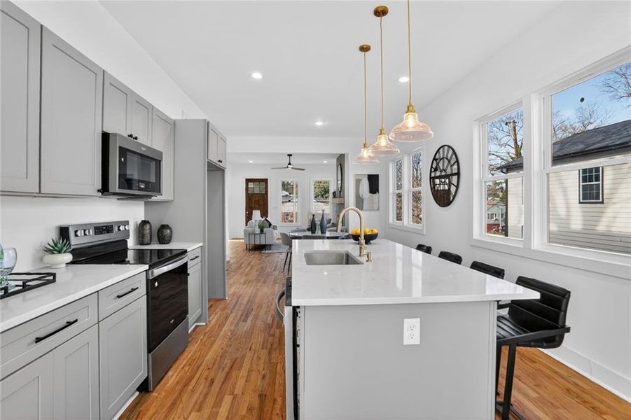 Furnished interior view inside a new home in , Atlanta (Image 10).