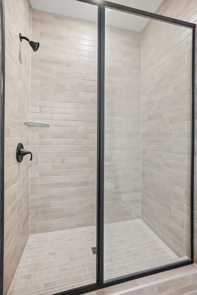 Close-up of interior finishes inside a home in Forest Creek, Waxhaw (Image 20).