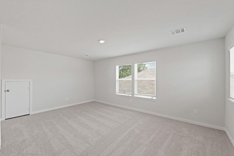 Spacious, unfurnished interior of a new home in Russell Ranch, Bay City (Image 17). Spacious, unfurnished interior of a new home in Russell Ranch, Bay City (Image 17).