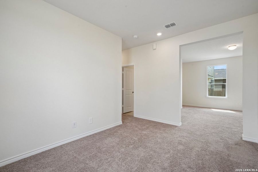 Spacious, unfurnished interior of a new home in Punta Verde, Converse (Image 27).